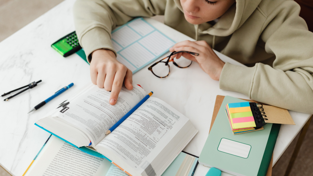 How to Improve Student Study Habits for Better Academic Performance and Focus How to Improve Student Study Habits for Better Academic Performance and Focus